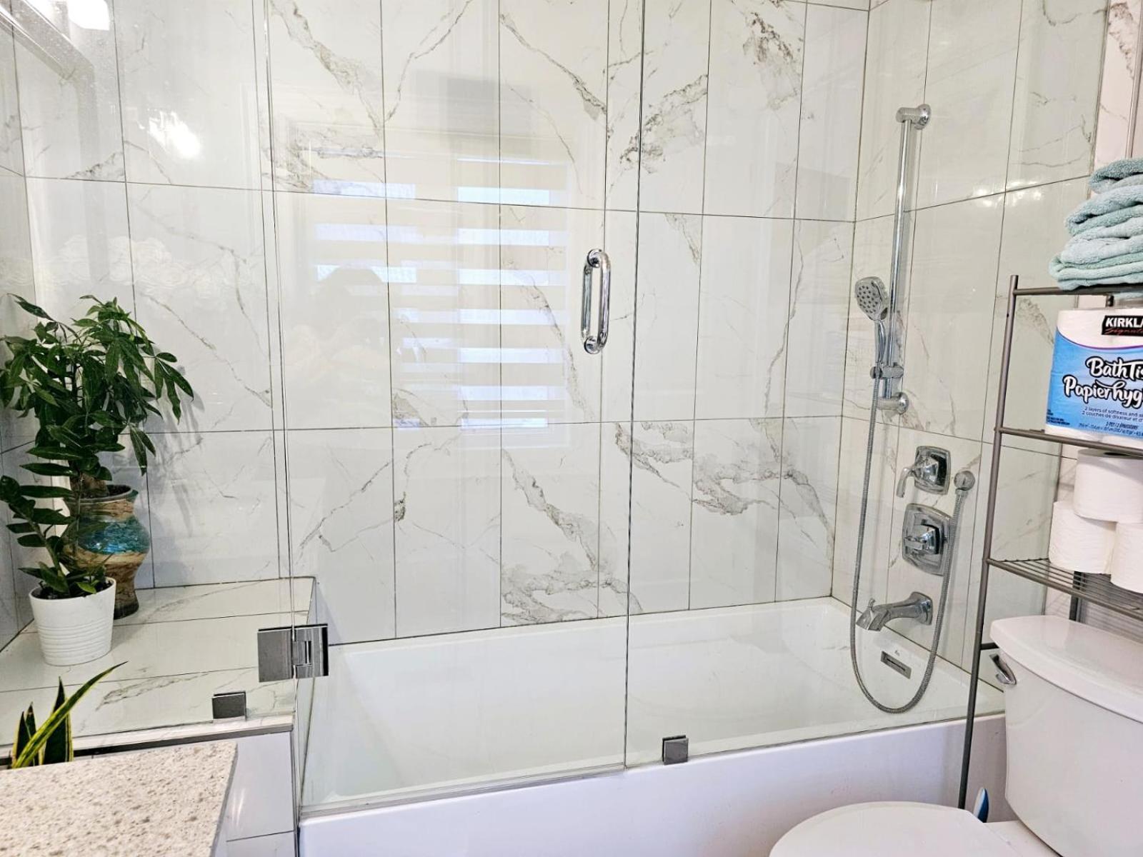 Lilen'S Home Toronto Ngoại thất bức ảnh