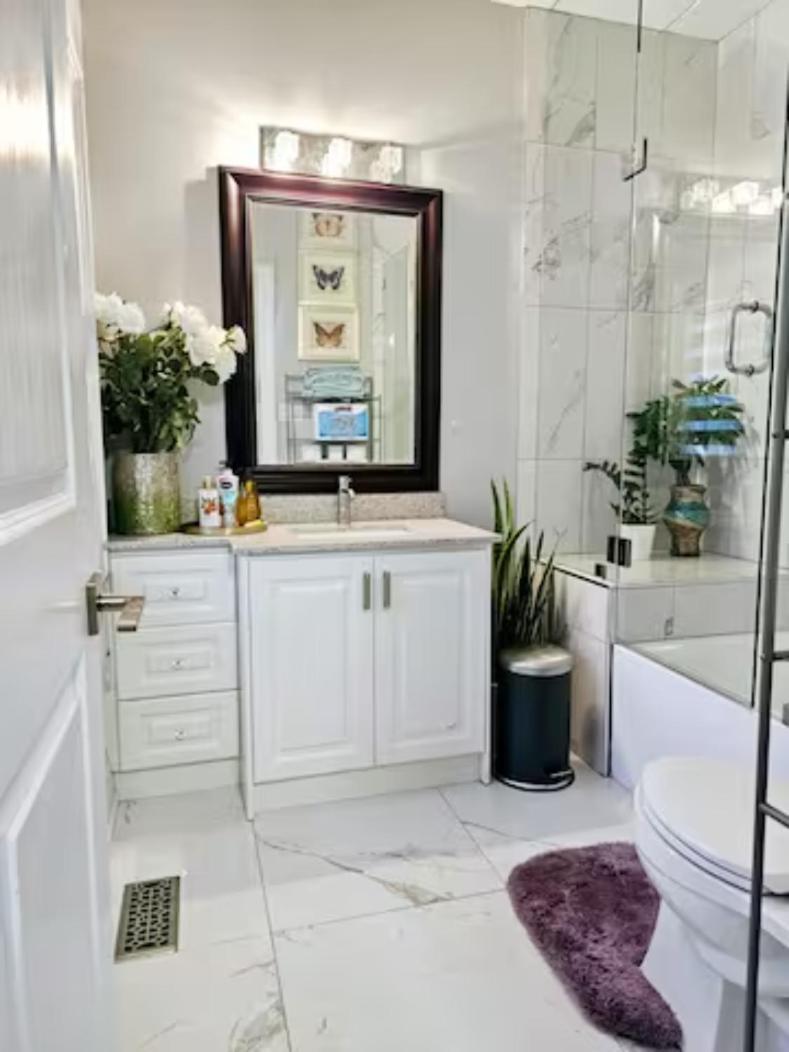 Lilen'S Home Toronto Ngoại thất bức ảnh